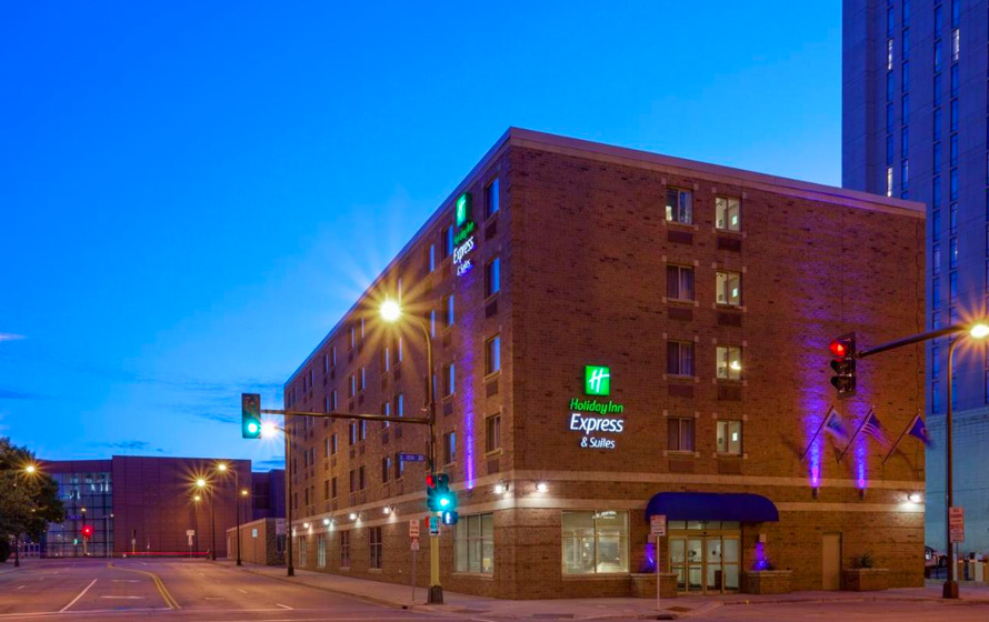 Holiday Inn Express Hotel & Suites Minneapolis-Downtown ホテル イメージ