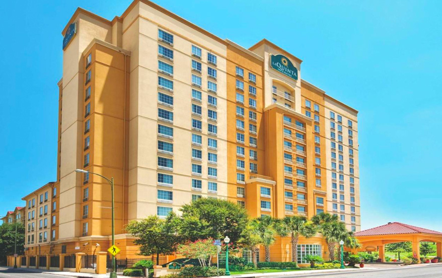 La Quinta Inn & Suites by Wyndham San Antonio Riverwalk ホテル イメージ