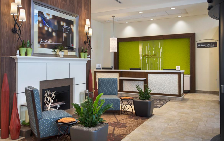 Hilton Garden Inn Chicago Downtown Riverwalk ホテル イメージ